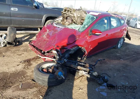 2016 Ford Focus Se z USA, uszkodzony, nr VIN 1FADP3K26GL293043